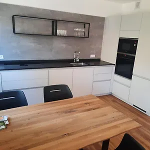 https://appartment-by-bruno.innsbruckaustriahotels.com